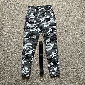 VIP Jeans cargo style